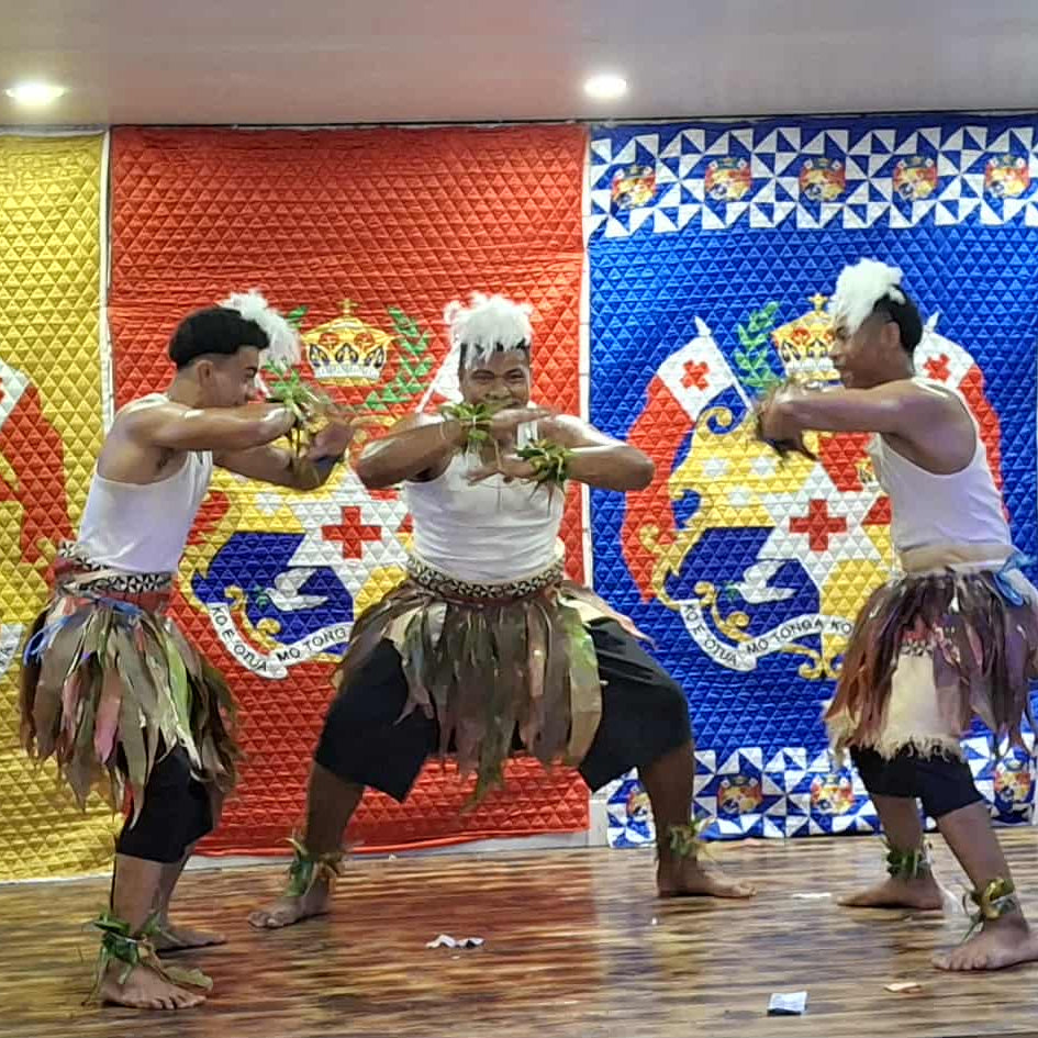Tonga Fire Show & Buffet Dinner | Guided Night Tour, Katea Resort